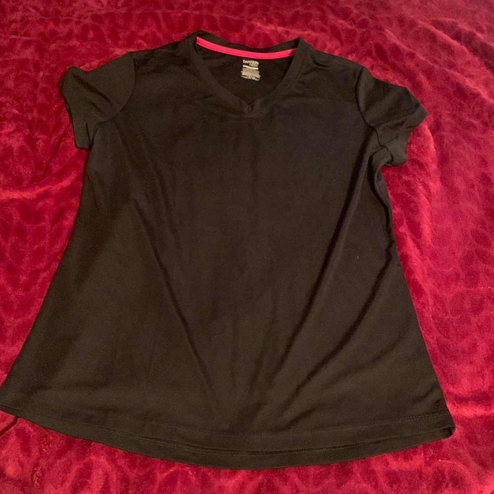 Workout top - Picture 1 of 2